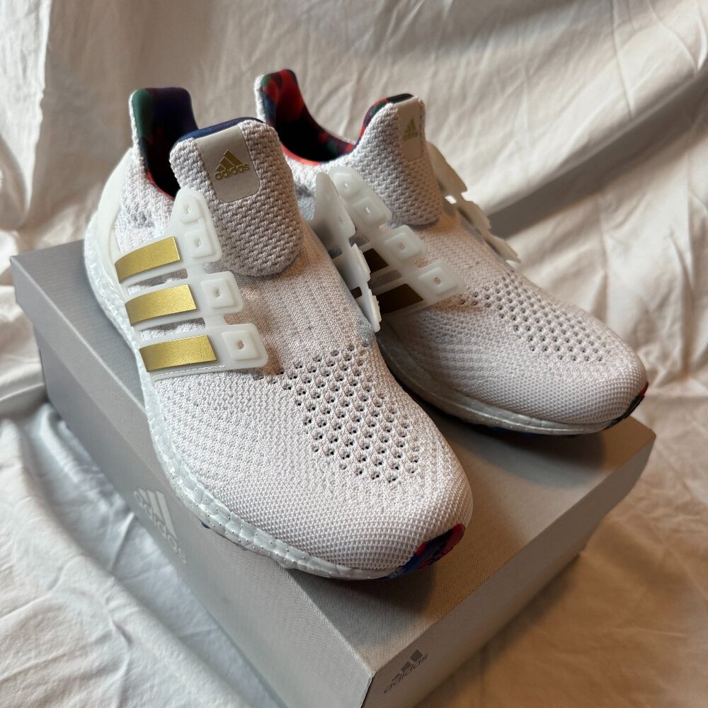 Adidas Ultraboost Mens 10 Womens 11.5
